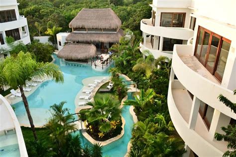 The Best Clothing Optional Resorts in Mexico